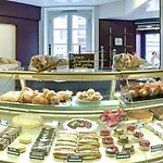 Logis De Paris - Restaurant - Patisserie סנט-אבול