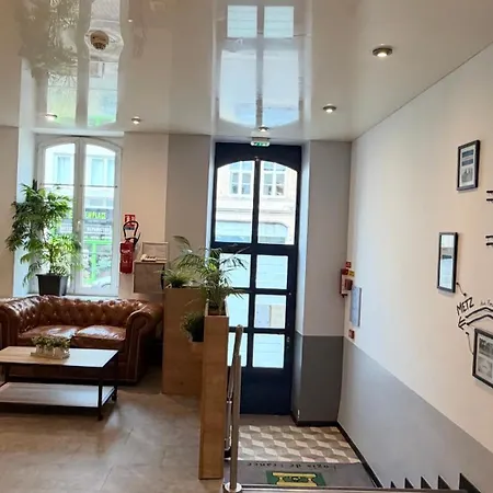 Logis De Paris - Restaurant - Patisserie 3*