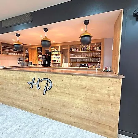 Hotel Logis De Paris - Restaurant - Patisserie Saint-Avold