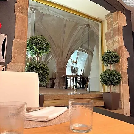 Logis De Paris - Restaurant - Patisserie