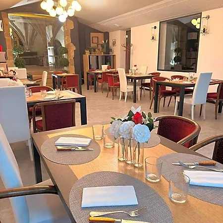 Logis De Paris - Restaurant - Patisserie Hotel 3*
