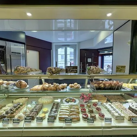 Logis De Paris - Restaurant - Pâtisserie 3*