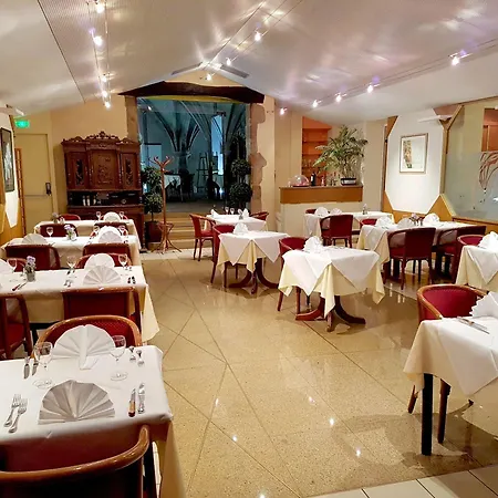Logis De Paris - Restaurant - Patisserie Hotel Saint-Avold