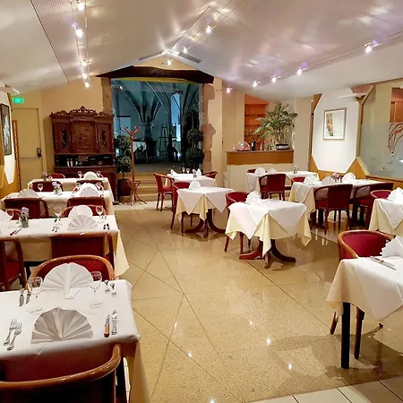 Logis De Paris Hotel Saint-Avold